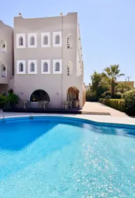 Karteros Hotel - Image 3