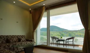 Athirapilly River view Resort - Image 5