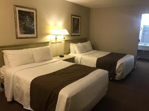 The Hometown Inn - Image 2