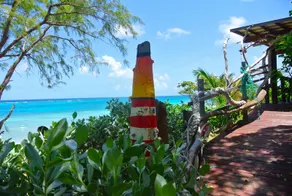 MoonRaker Beach Hotel - Image 2
