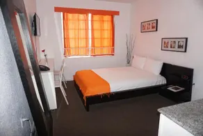 Alden Hotel - Image 4