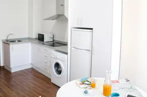 Uptown Apartments - Image 5