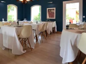 Logis Hotel des Pins Rest. l'Esprit Jardin - Image 4