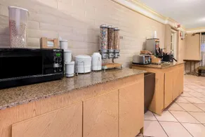 La Quinta Inn by Wyndham Amarillo West Medical Center - Image 5