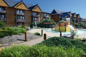 Polynesian Wisconsin Dells Hotel - Image 2