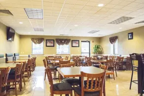 Rodeway Inn Lancaster - Image 3