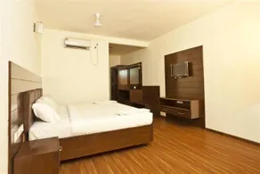 Hotel Mamalla Inn - Image 3