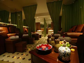 The Palmy Hotel & Spa - Image 2