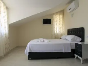 The Green Valley Hotel - Image 3