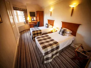 Savoy Park Hotel - Image 2