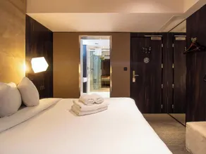 Bloc Hotel Birmingham - Image 2