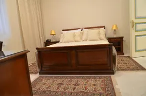 Jardin Hotel Belgrade - Image 4