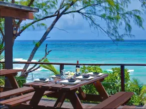 MoonRaker Beach Hotel - Image 3