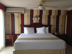 Hotel Plaza Colonial - Image 3