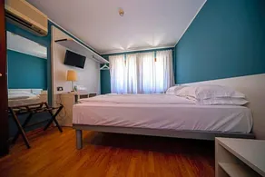 Hotel Ancora Riva del Garda - Image 5