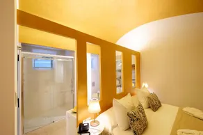 Hotel Calette N 5 - Cefalu - Image 2