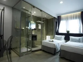 M1 Hotel North Point - Image 5