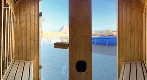 Cozy Studios Pyramids View - Image 2