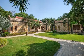 Vikrama Sarovar Portico Pavagadh - Image 5