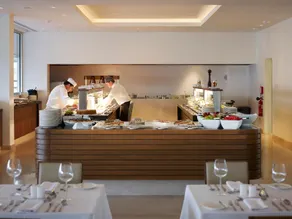 Sunrise Pearl Hotel & Spa - Image 3