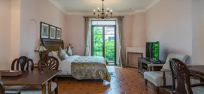 Xuhui Pebble Beach Boutique Resort Hotel - Image 2