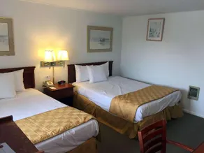 Americas Best Value Inn & Suites Eureka - Image 3