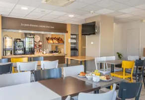 B&B HOTEL Marseille Aéroport Saint-Victoret - Image 3