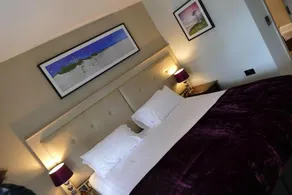 Rooms At Rue - Image 2