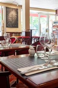 Brit Hotel Chinon le Lion d'Or  - Image 5