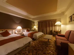 Miyazaki Kanko Hotel - Image 4