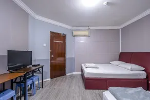 K Hotel 8 - Image 3