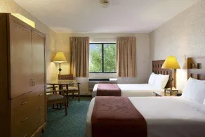 GreenTree Inn - Image 3