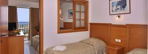 Ocean Heights View Hotel - Image 5