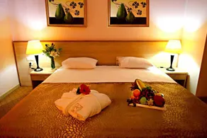 Grand Cortez Resort & Spa - Image 2