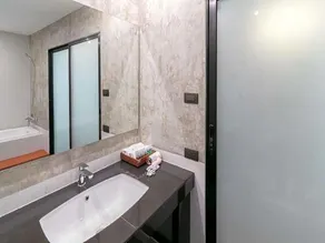 Zleepmotion Bangkok by ZEN Rooms - Image 5