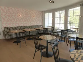 Prinz Myshkin Parkhotel - Image 4
