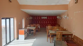 Apna Niwas Guest House & Restaurant - Image 2