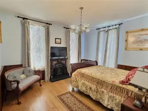 Lasalle Guest House - Image 5