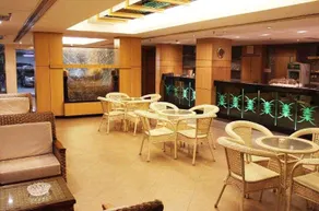 Hui Hua International Hotel Dongguan - Image 4