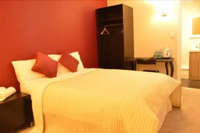 Top Night Hotel - Image 5