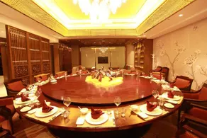 Howard Johnson Qinlu Plaza Yingtan - Image 4
