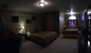 Graber's Green Gables Bed & Breakfast - Image 4