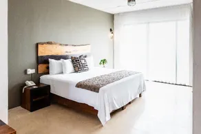 Hotel52 - Image 4