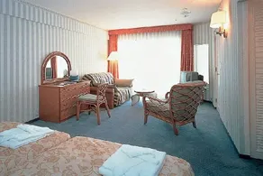 Wakayama Marina City Royal Pines Hotel - Image 4