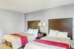 OYO Hotel Burlington South - Image 3