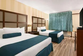 Days Inn by Wyndham Blainville Conference Centre - Image 4
