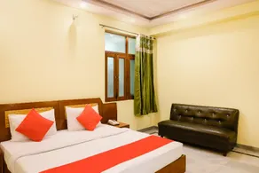 OYO Townhouse 340 JAGEER PALACE - Image 4