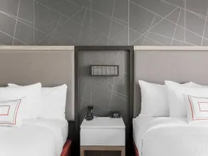 Springhill Suites Auburn - Image 4