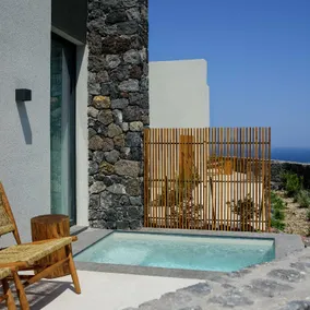 Ryolithos Suites - Image 2