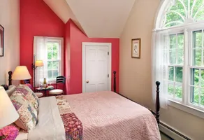 Woods Hole Passage Inn - Image 2